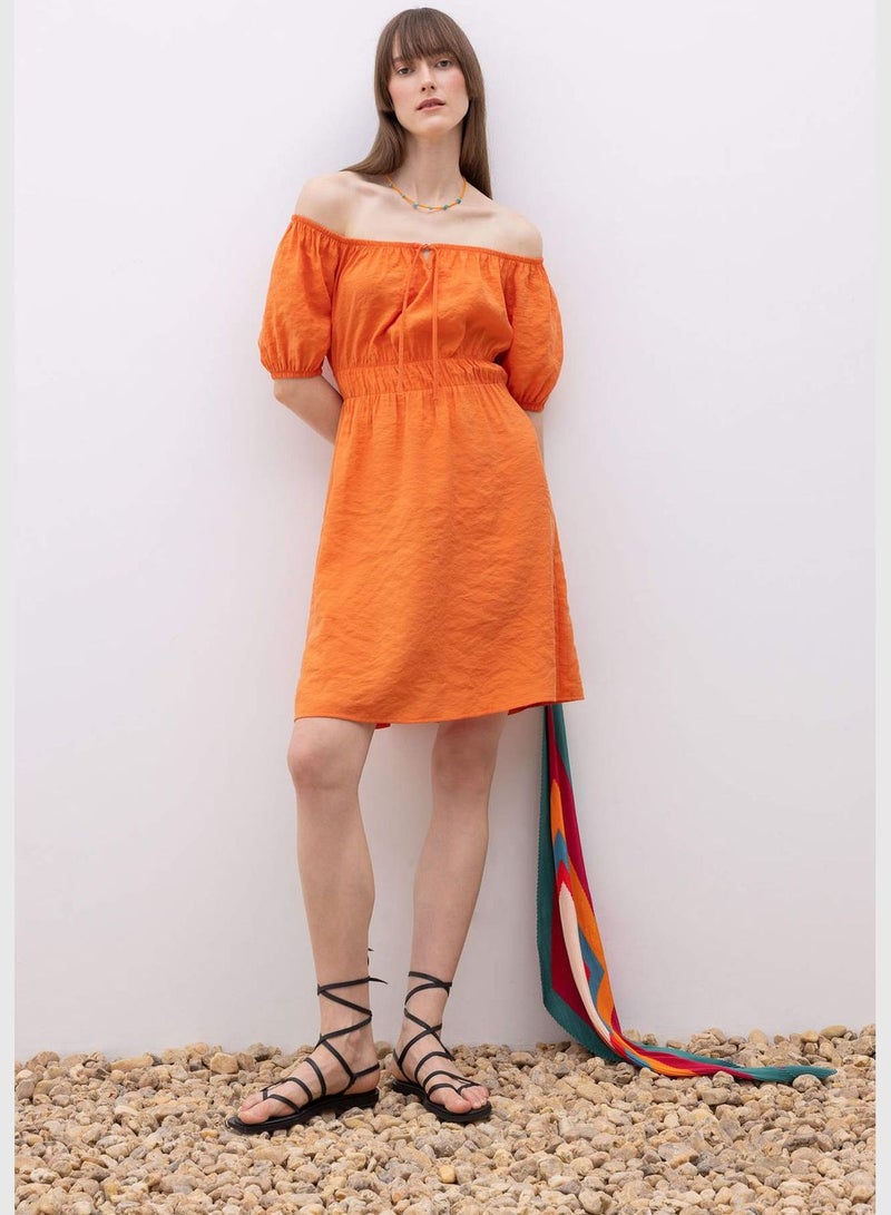Woman Short Sleeve Woven Dress