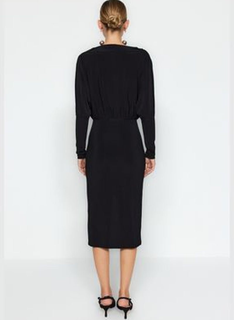 Black Knitted Collar Fitted Maxi Dress TWOAW24EL00822.