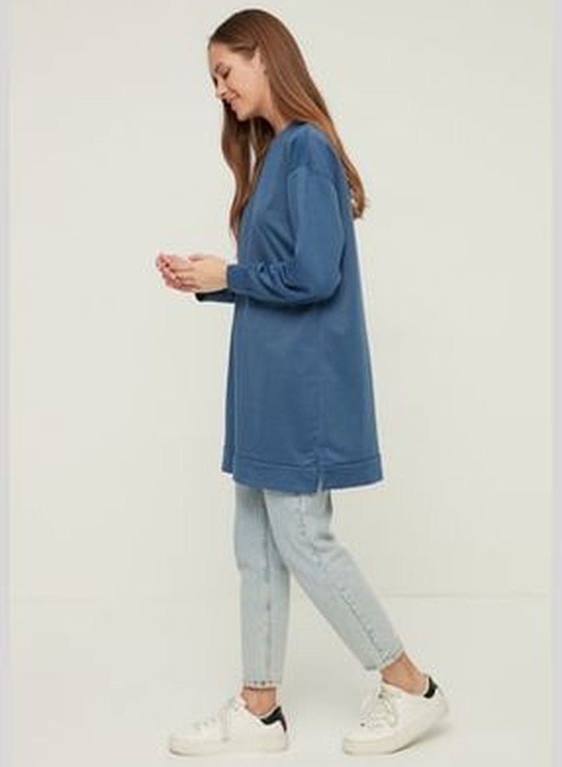 Indigo Crew Neck Slit Detailed Basic Knitted Sweatshirt TCTAW22TW0138