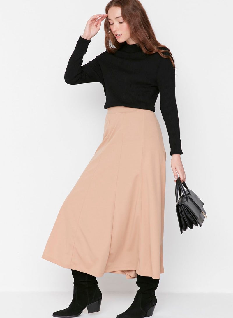 Semi Circular Detailed Maxi Skirt