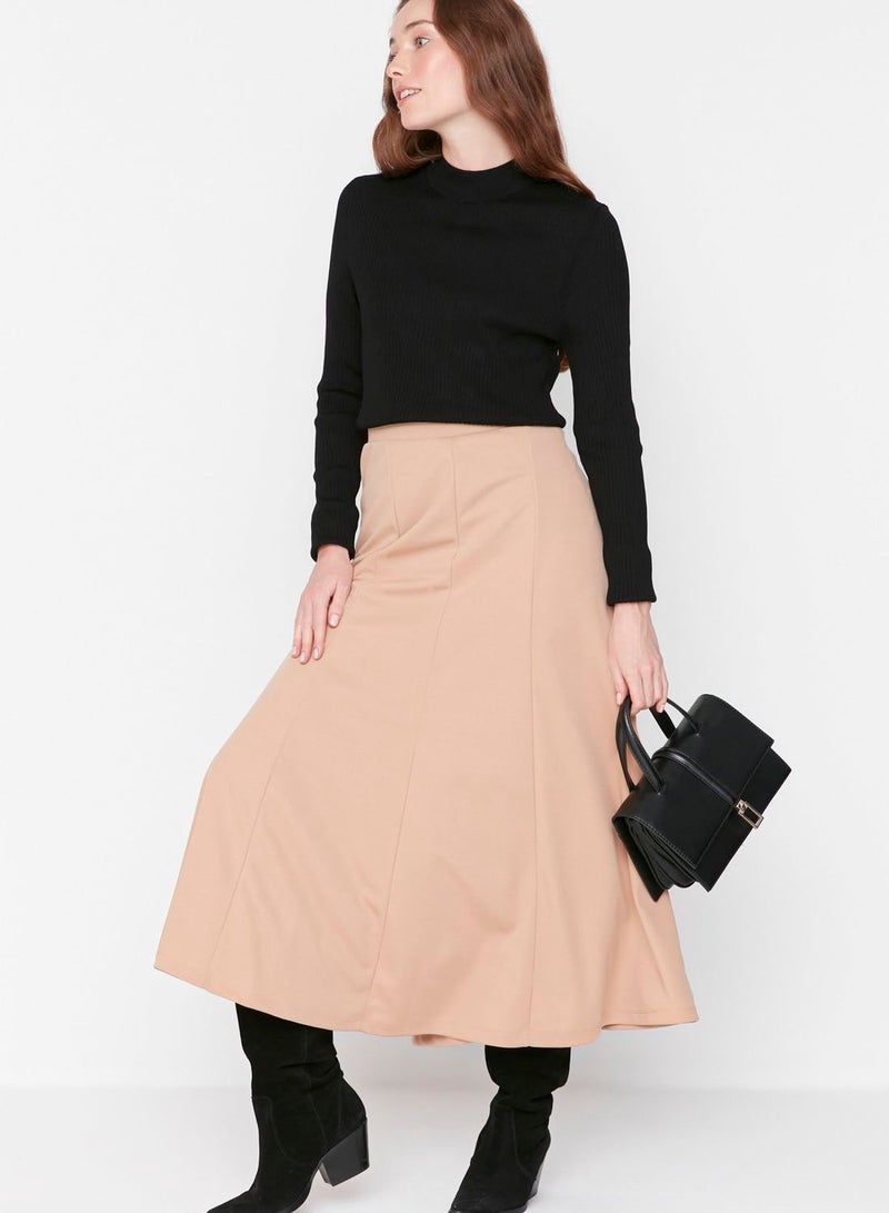 Semi Circular Detailed Maxi Skirt