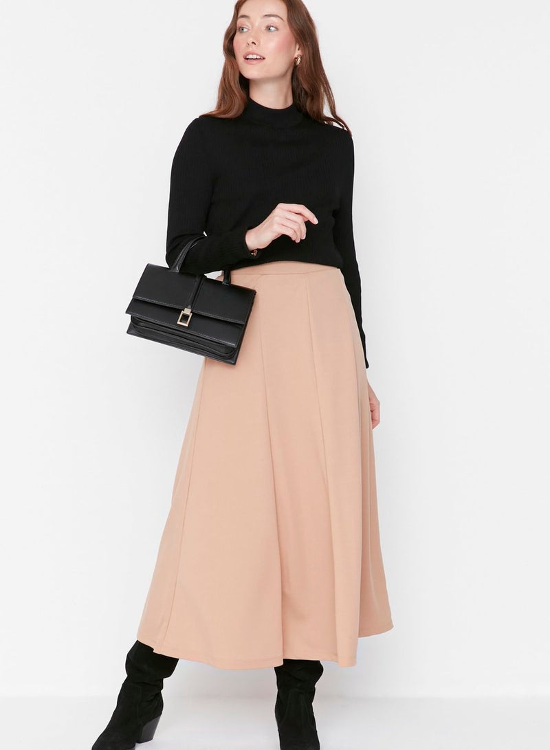 Semi Circular Detailed Maxi Skirt