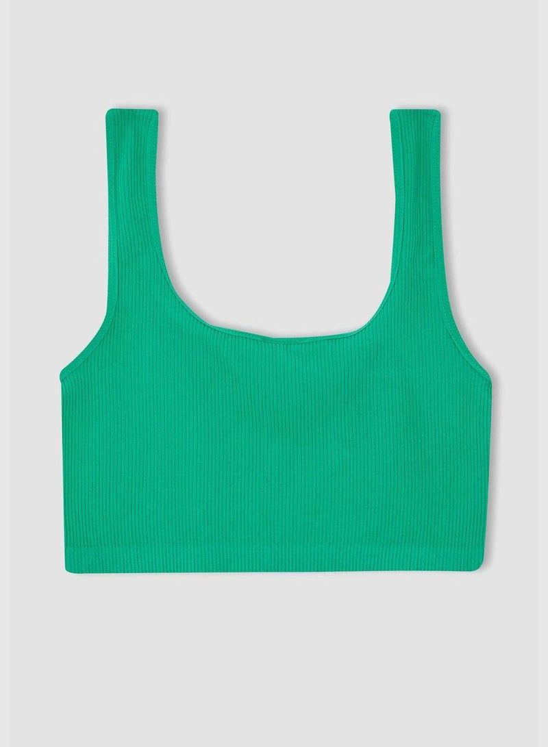 Crew Neck Strappy Sports Bra