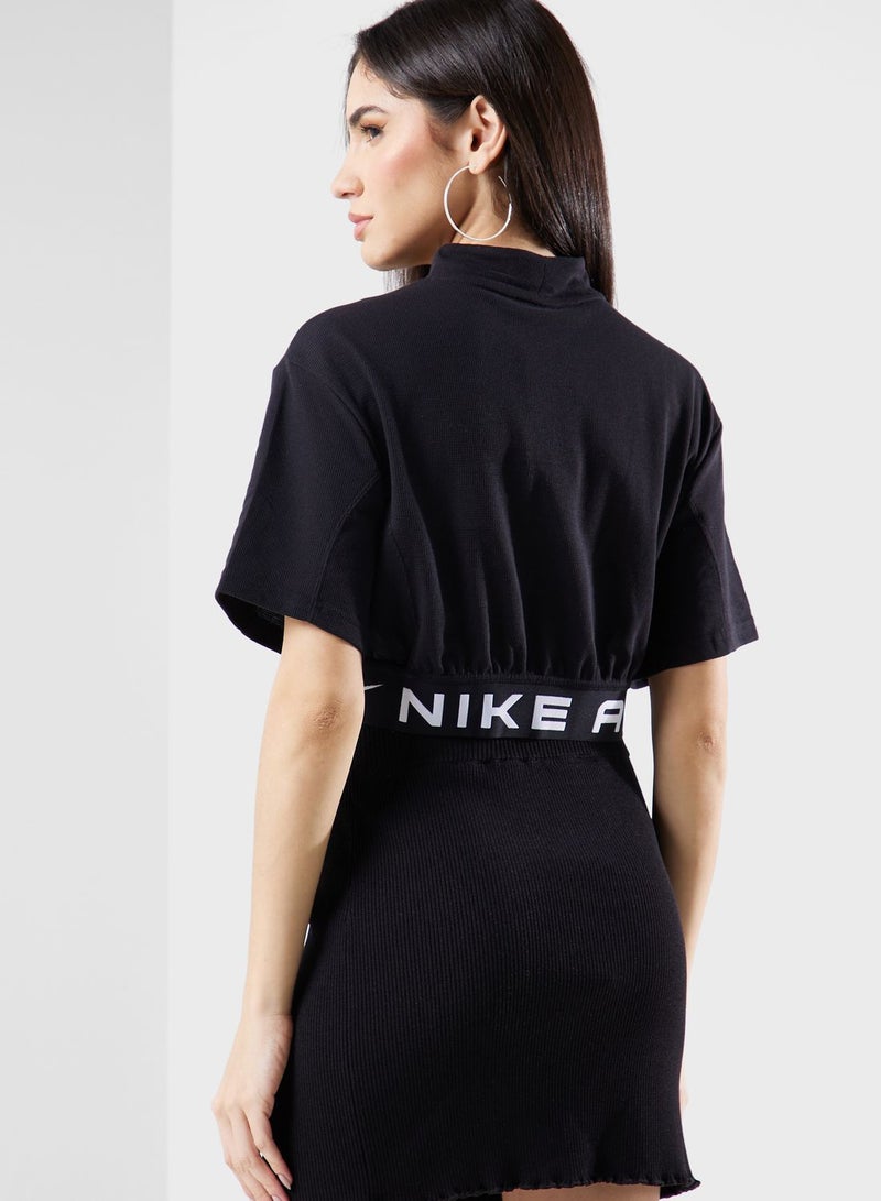 Essential Cropped T-Shirt