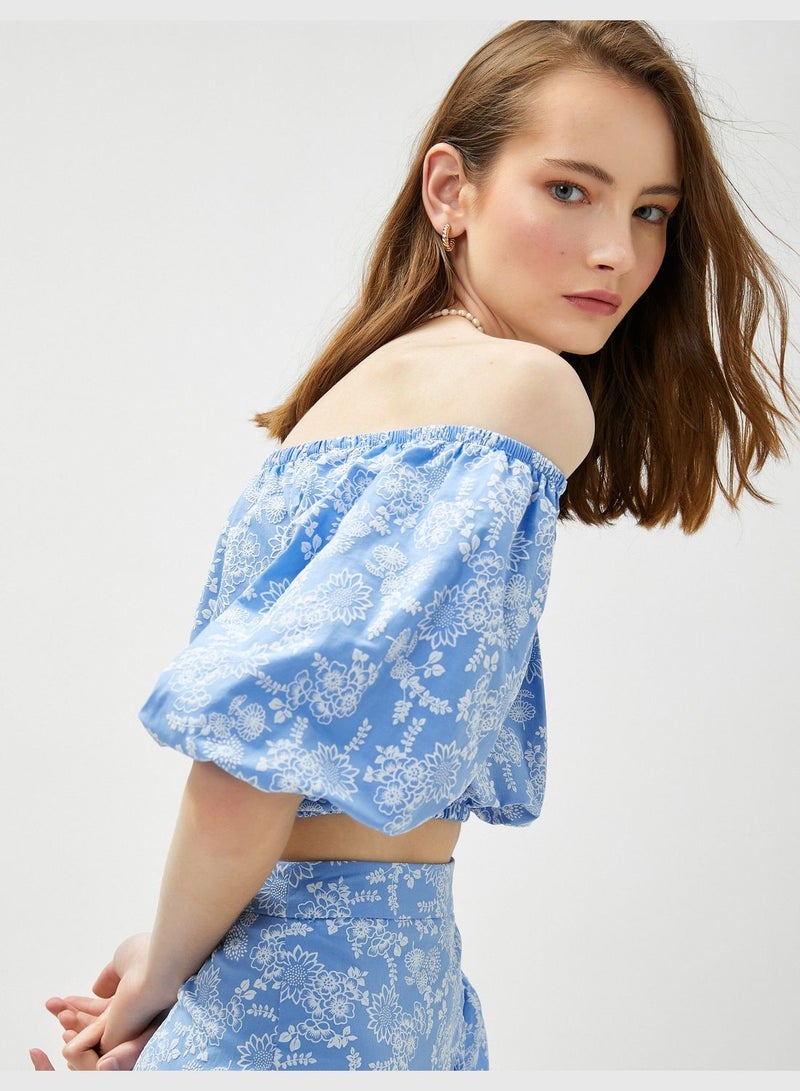 Off the Shoulder Puff Sleeve Crop Blouse
