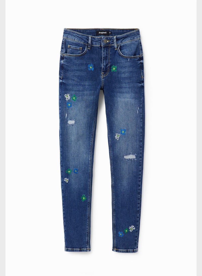 Embroidered Pocket Detail Jeans