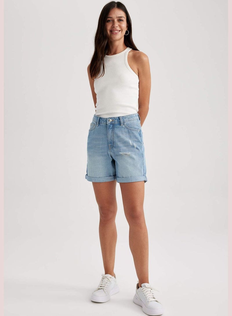 Woman Boyfriend Denim Short