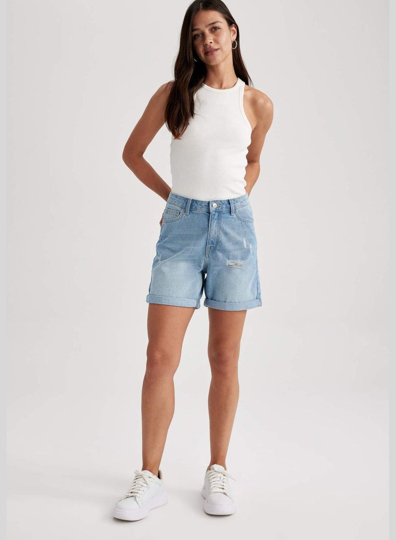 Woman Boyfriend Denim Short