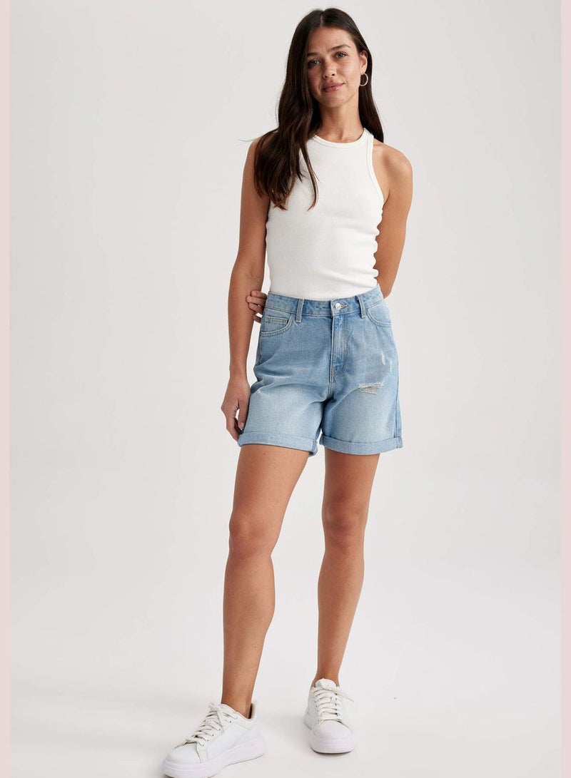 Woman Boyfriend Denim Short