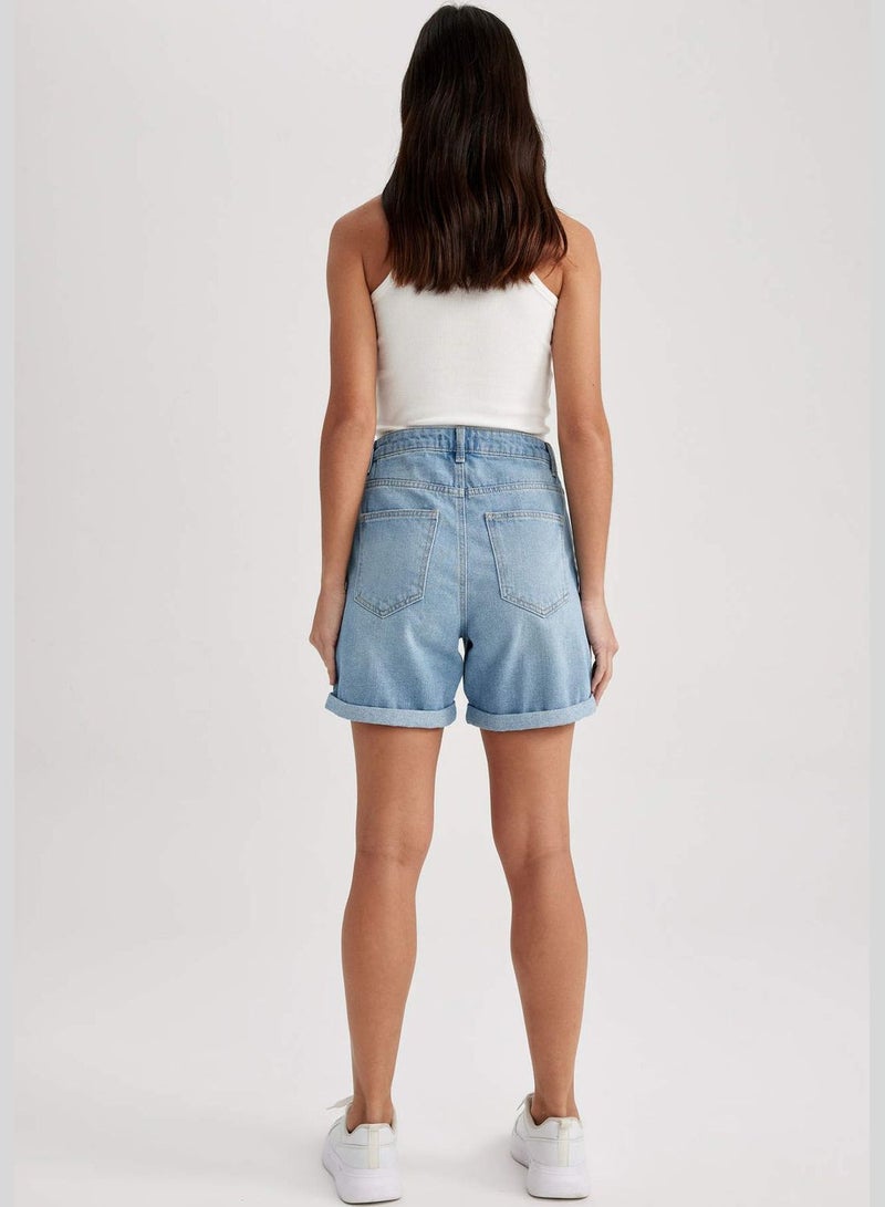 Woman Boyfriend Denim Short