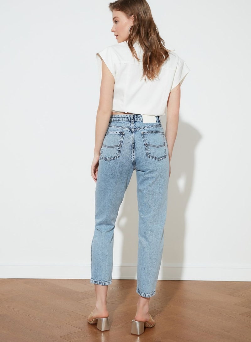 Ripped High Waist Mom Jeans