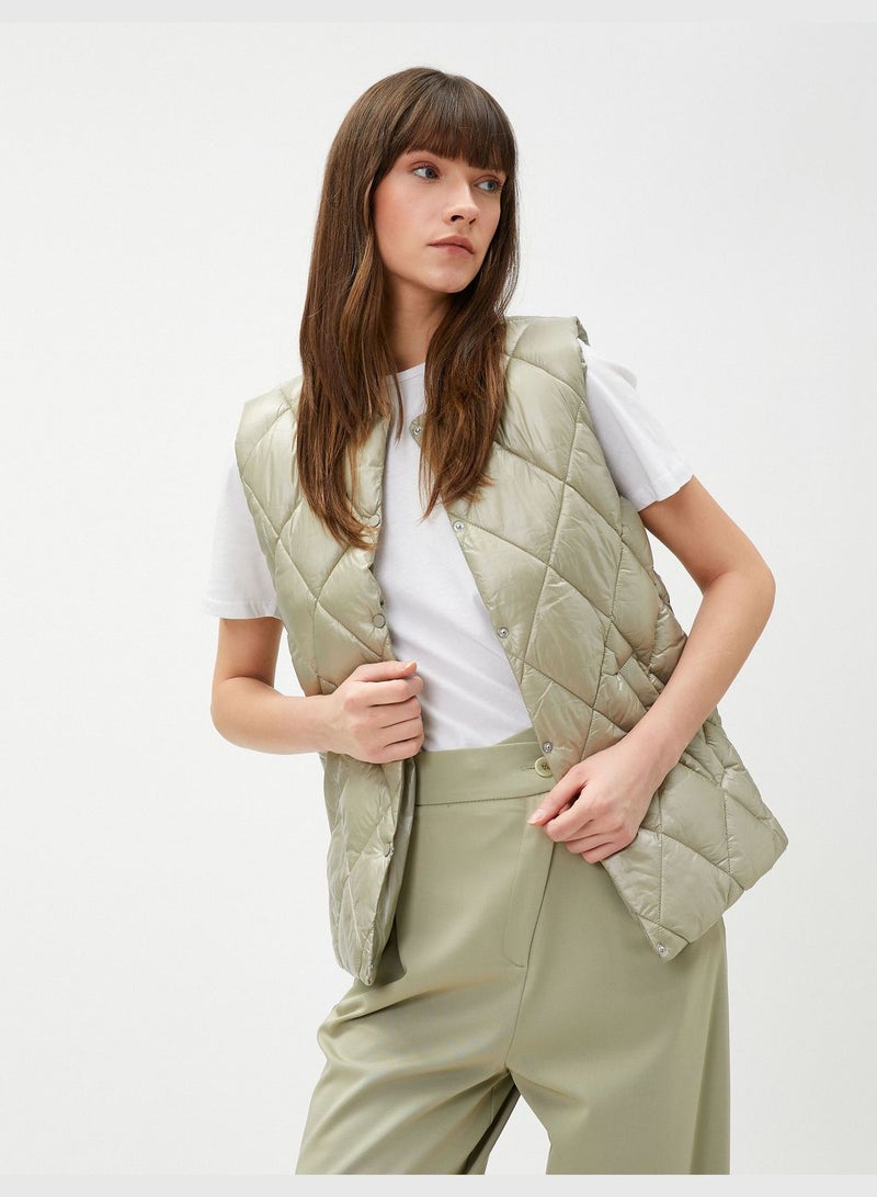 Quilted Vest Round Neck Snap Button