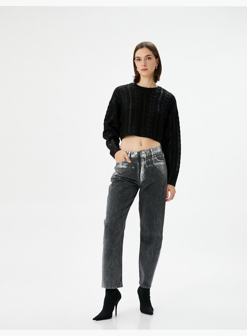 Tissued Crew Neck Crop Knitted Sweater