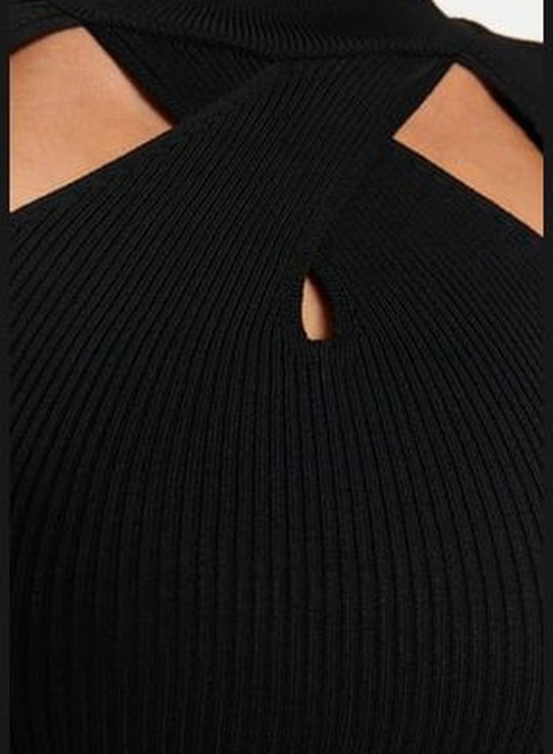 Black Window/Cut Out Knitwear Sweater TWOAW24KZ00266