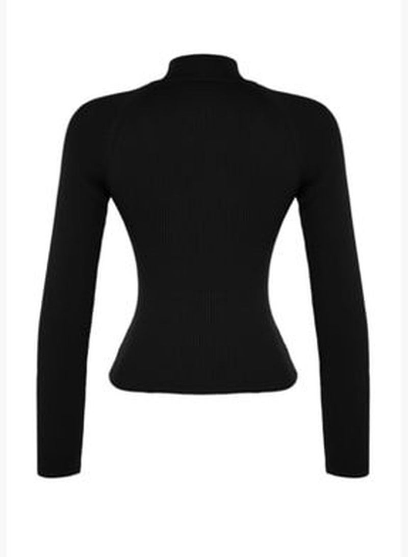 Black Window/Cut Out Knitwear Sweater TWOAW24KZ00266