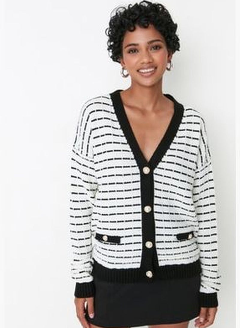 Black Wide Fit Striped Knitwear Cardigan TWOAW23HI00261