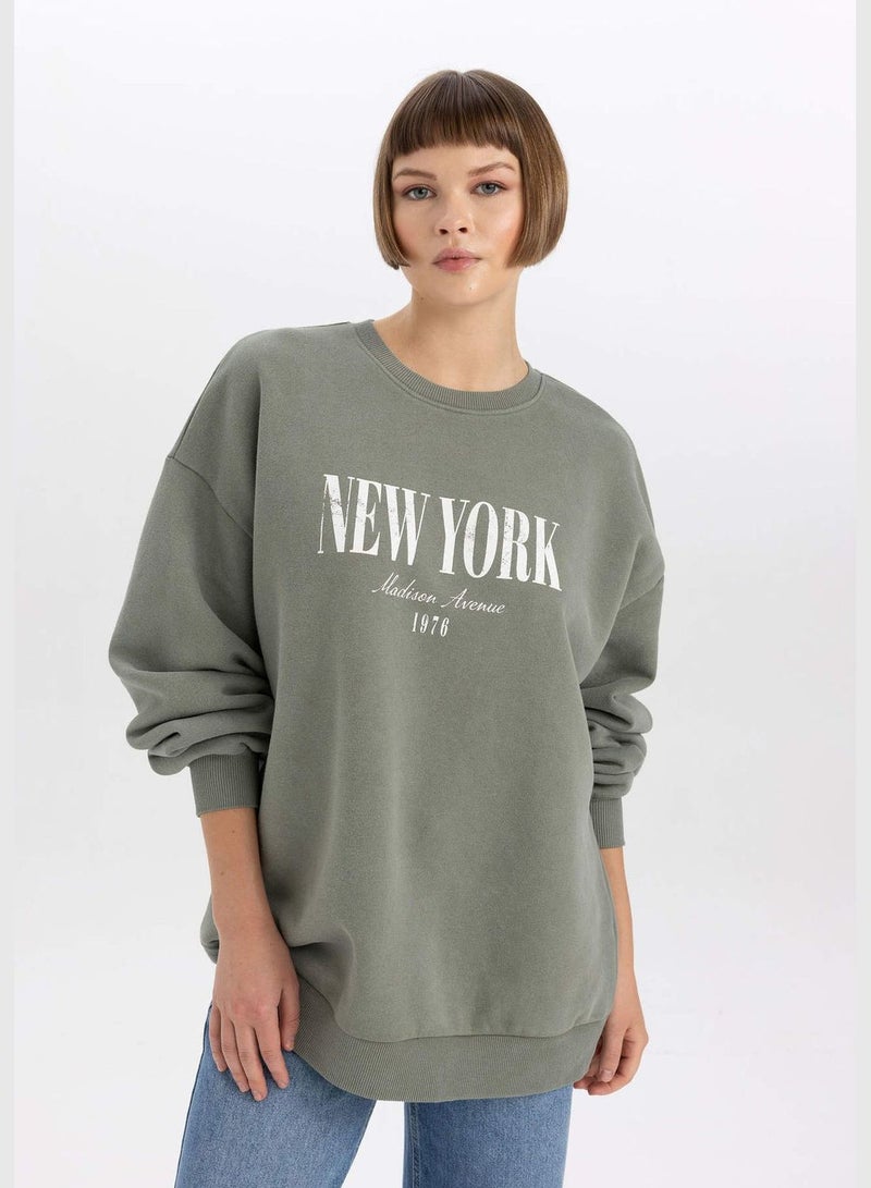 Woman Crew Neck Long Sleeve Knitted Sweatshirt