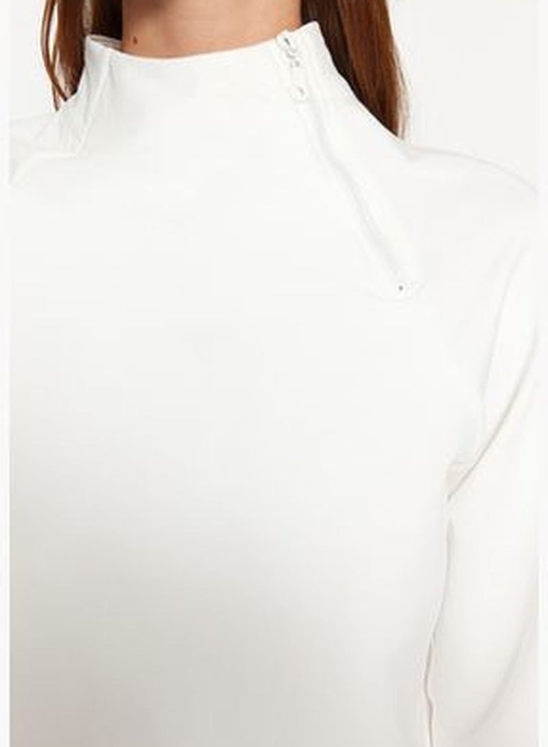 Creamy White Zipper Detail Stand Up Collar Sportswear Sweatshirt TWOAW22SW0187