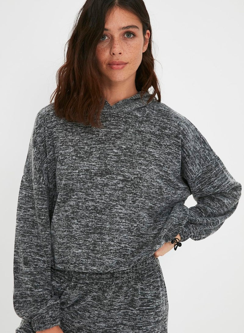 Crew Neck Knitted Sweatshirt