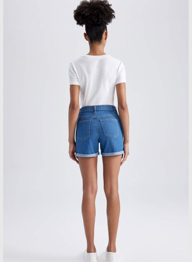 Woman Denim Short