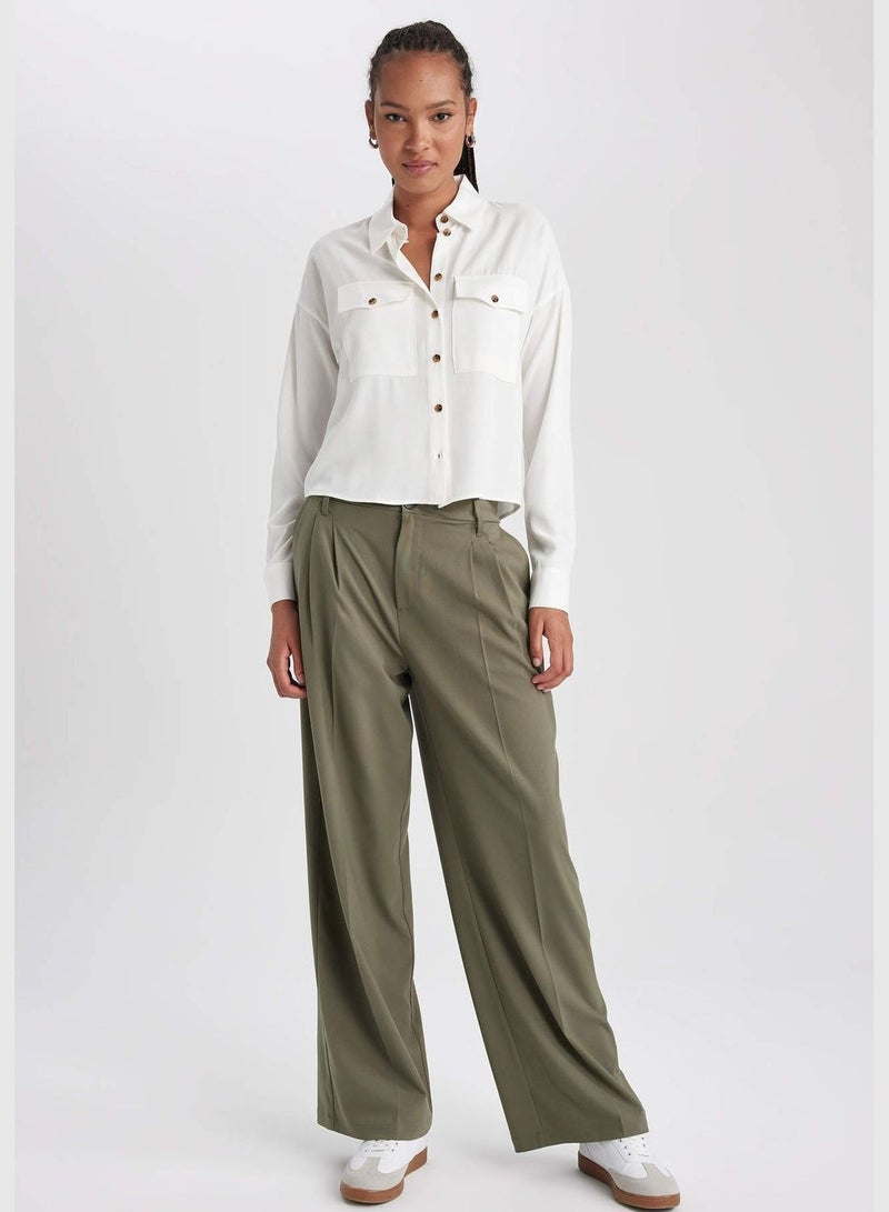 Woman Wide Leg Woven Trousers