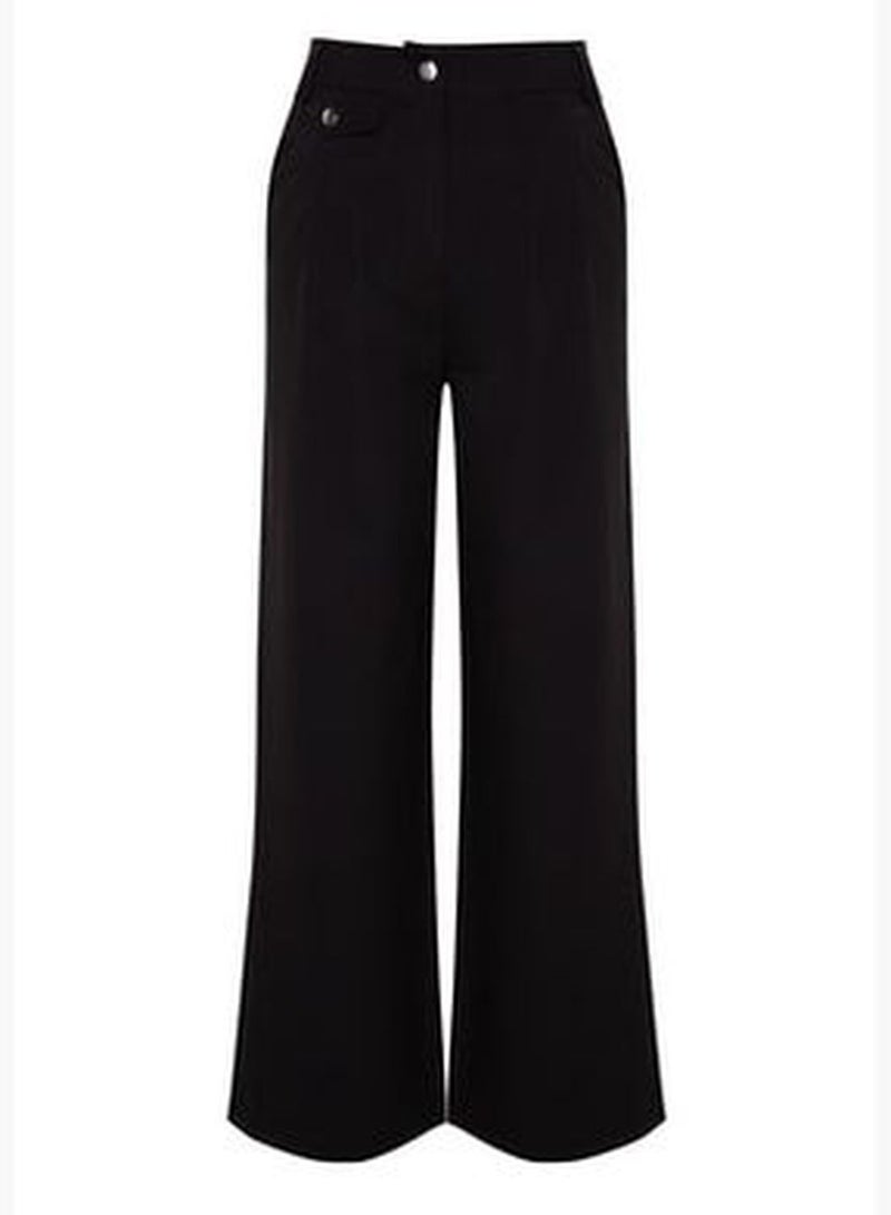 Black Pocket Detailed Woven Trousers TWOAW24PL00079