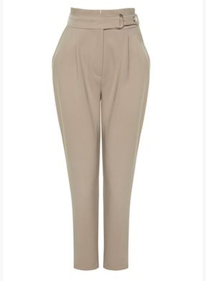 Light Brown Carrot Pleated Snap-on Woven Trousers TWOSS20PL0131