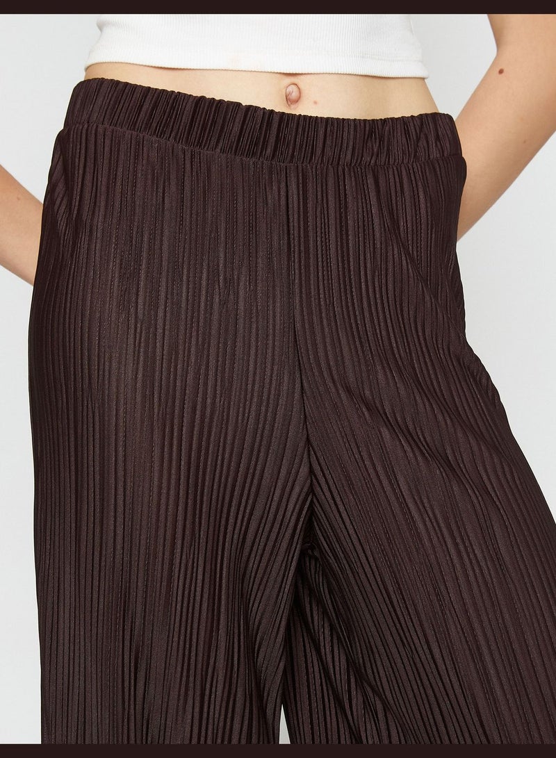 Pleated Wide Leg Trousers