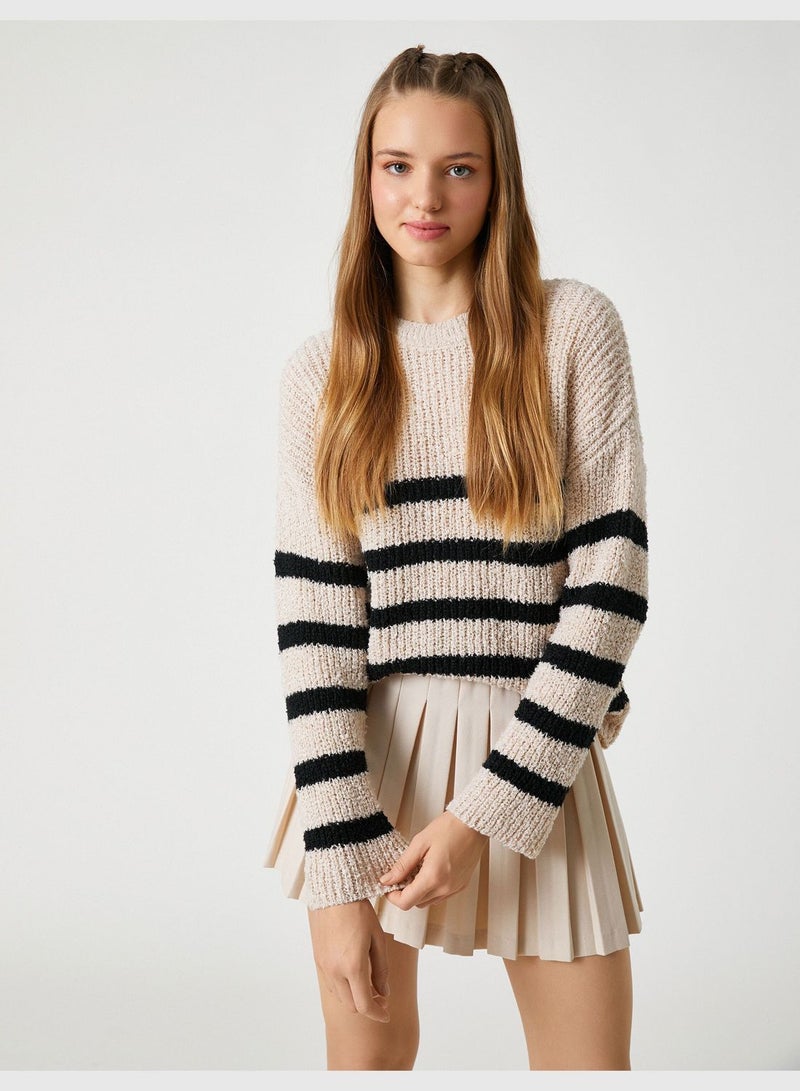Long Sleeve Crew Neck Knitted Sweater