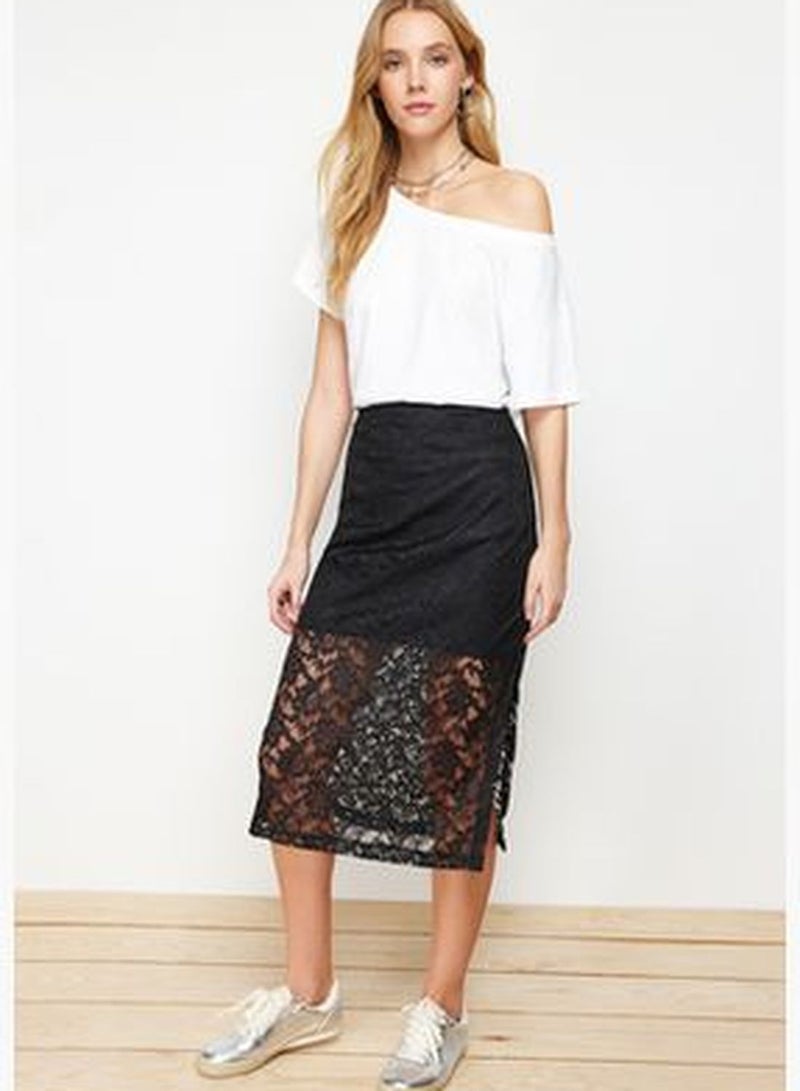 Black Lining Detailed Lace Midi Length Woven Skirt TWOSS24ET00099
