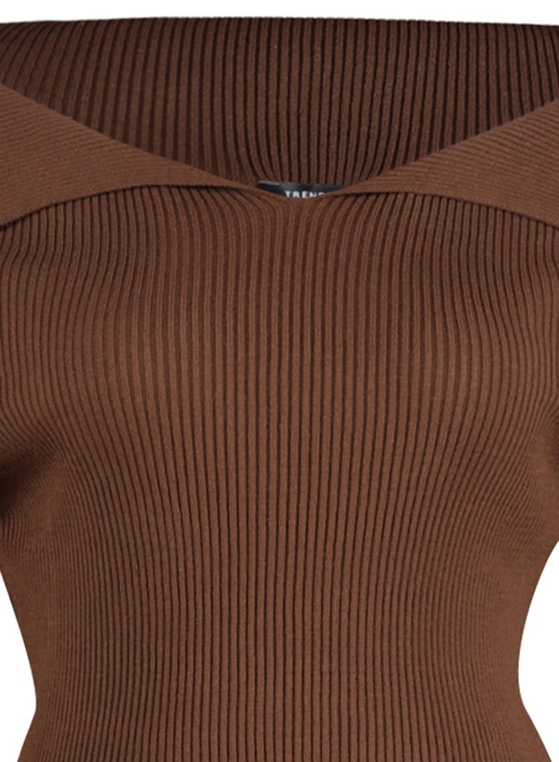 Ribbed Knitted Top