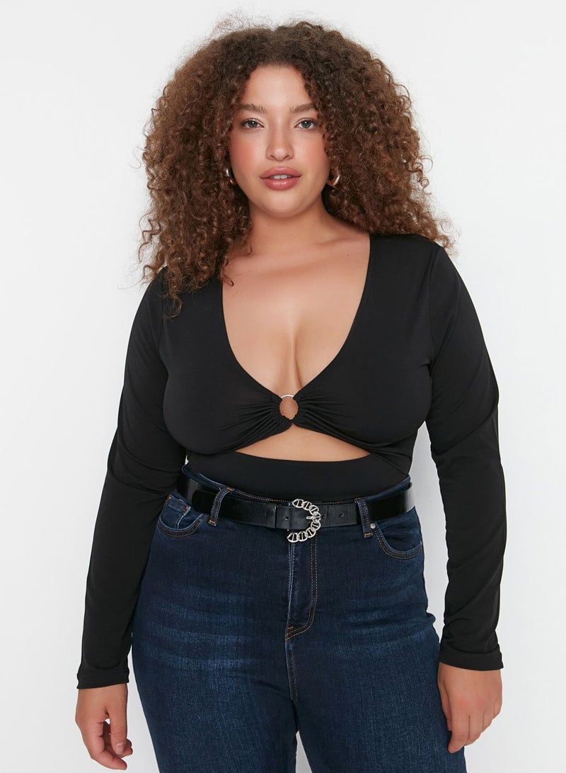 Plunge Neck Cut Out Detail Crop Top