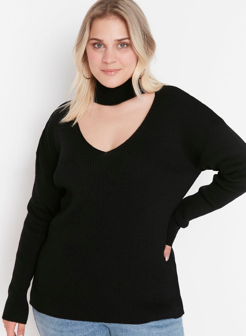 Choker Neck Knitted Sweater