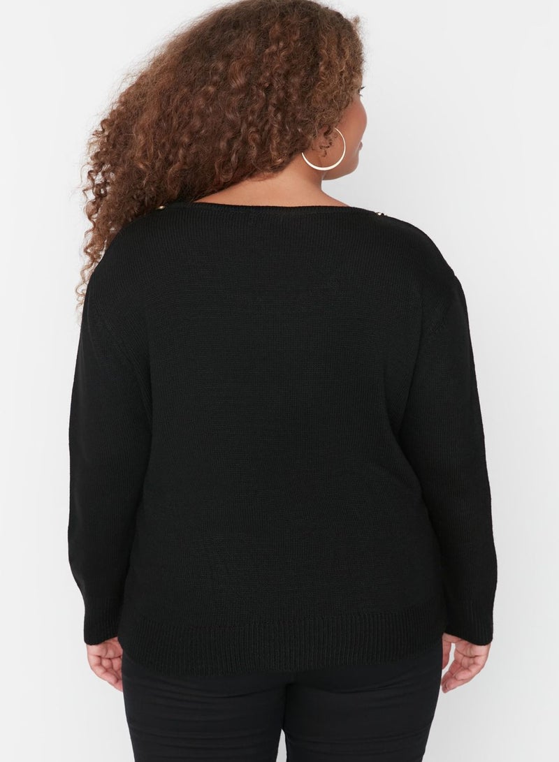 Round Neck Detailed Sweater