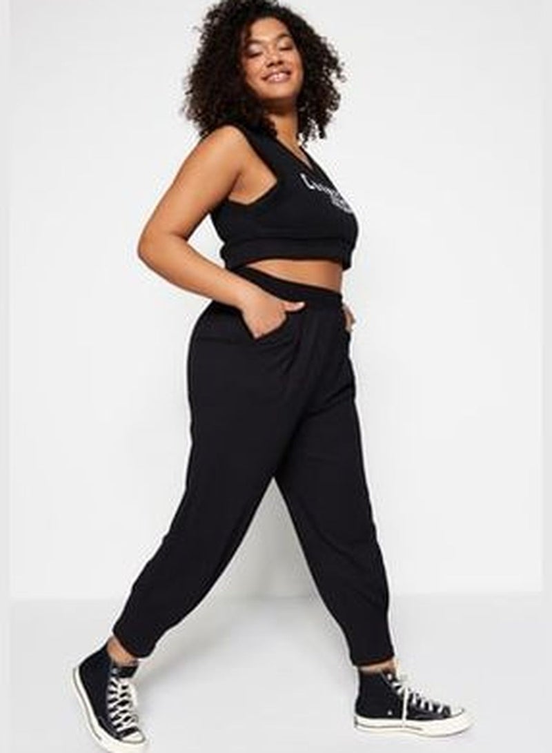 Black Carrot Fit Elastic Waist Knitted Trousers