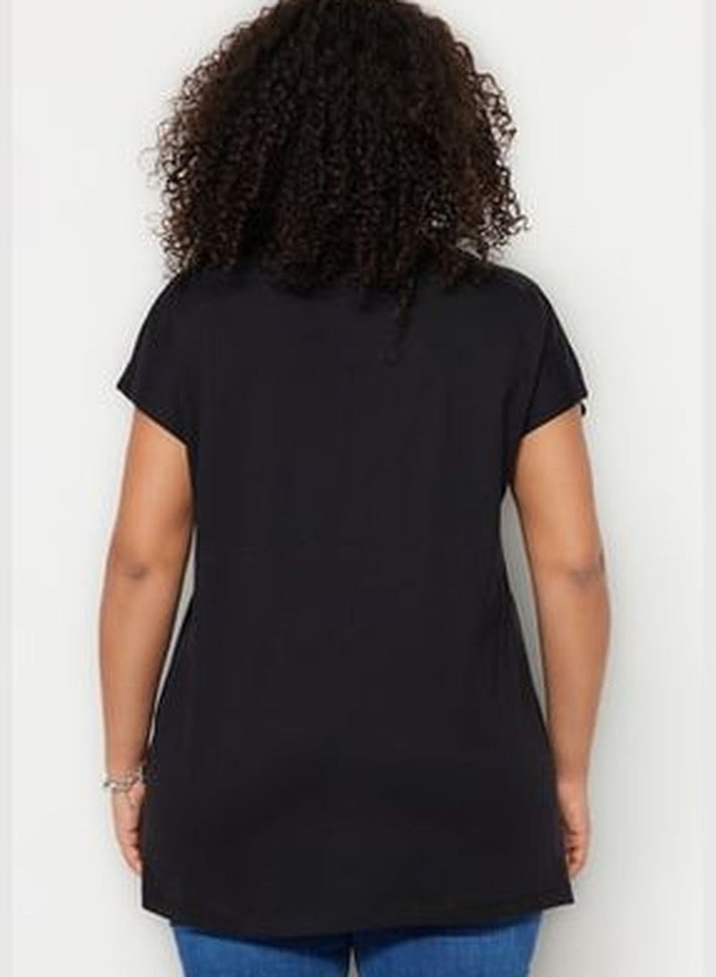 Black Boyfriend Knitted V-Neck Slit T-Shirt TBBSS22BF0036