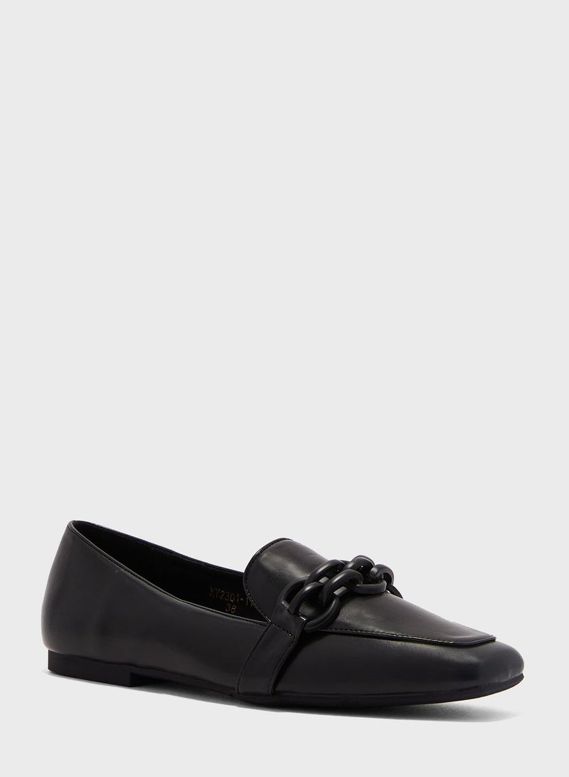 Tonal Chain Square Toe Loafer Black