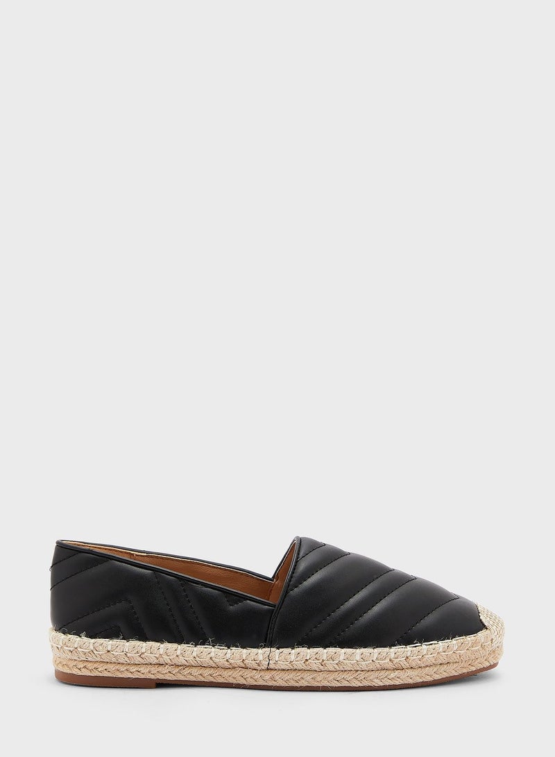 Zig Zag Quilted Flat Espadrille