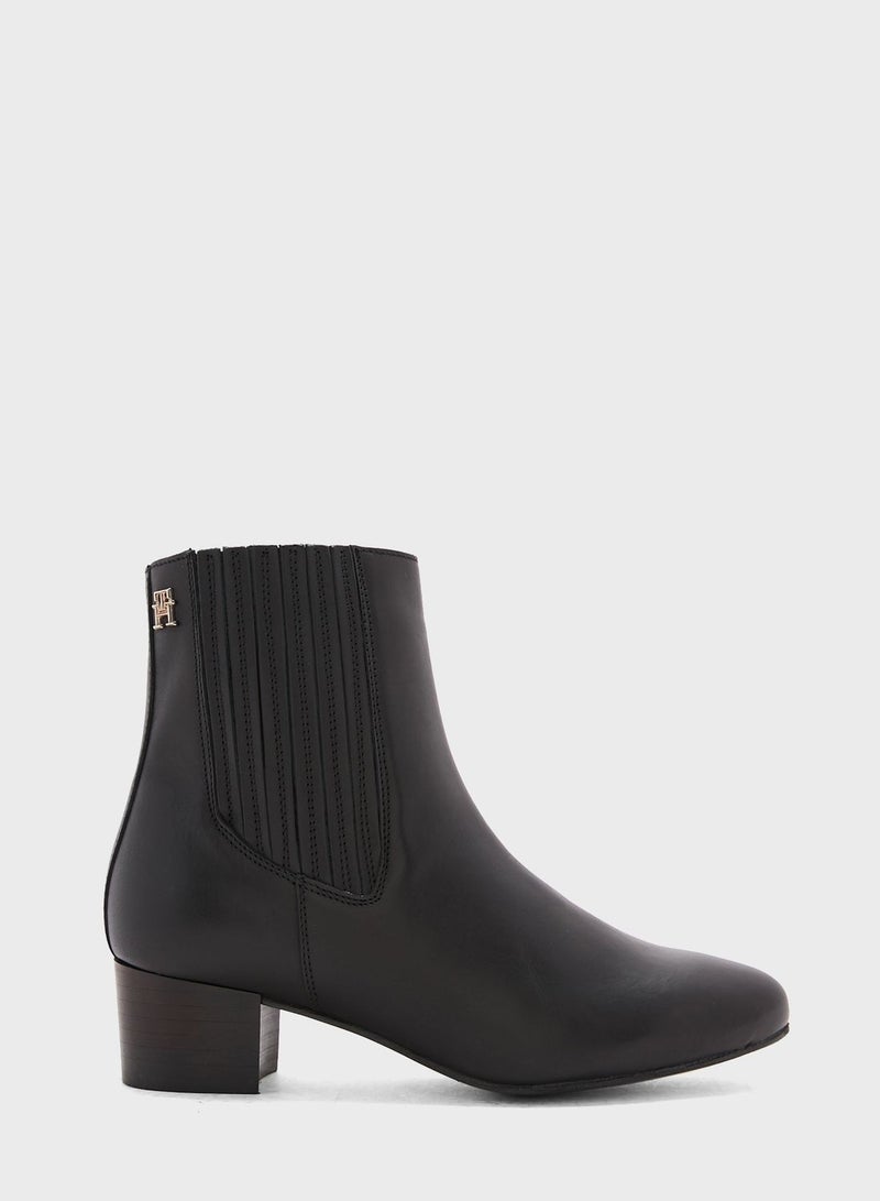 Essential Casual Leather Ankle Boots