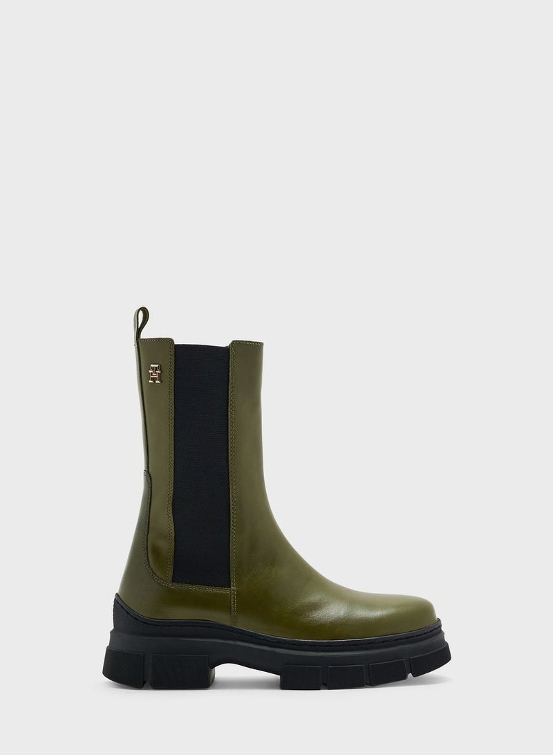 Essential Leather Chelsea Ankle Boots