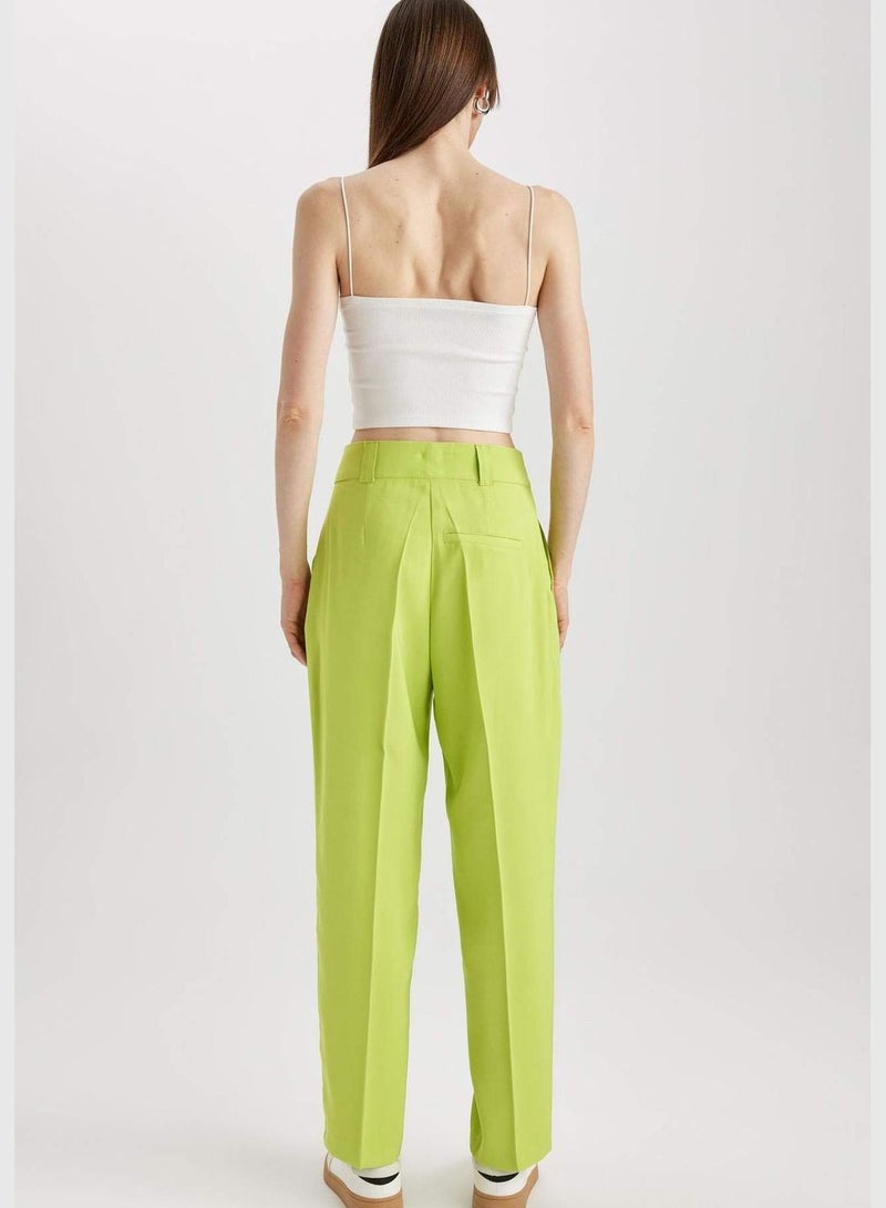 Woman Straight Fit Woven Trousers