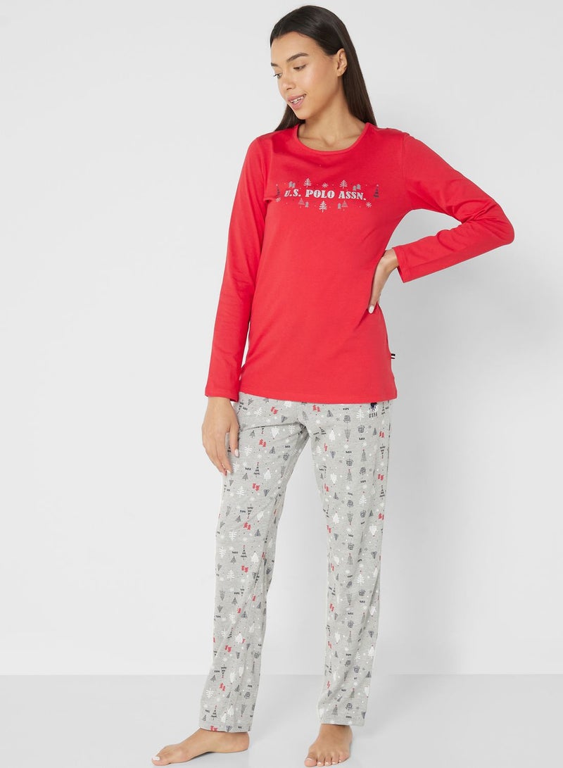 Crew Neck Graphic T-Shirt And Pyjamas Set