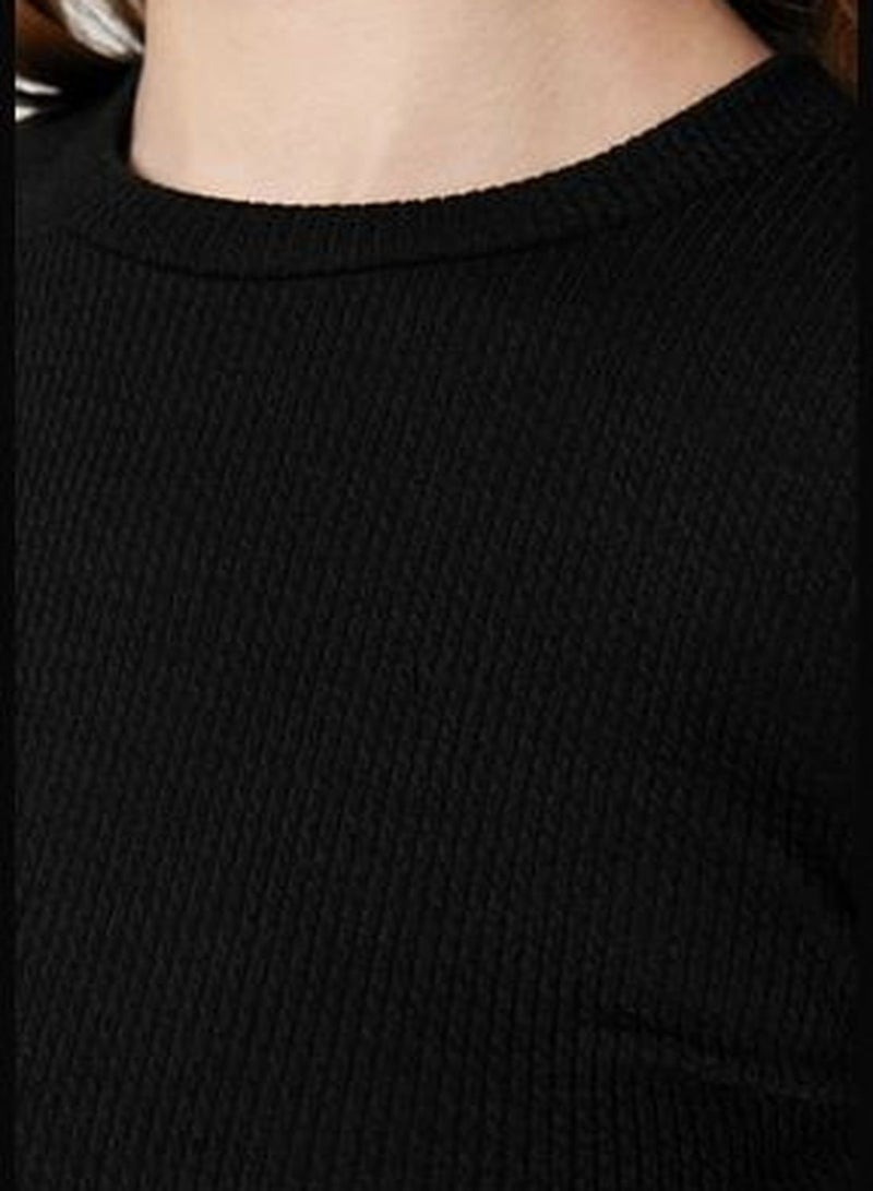 Black Half Sleeves Knitted Body Tunic With Snap Fastener