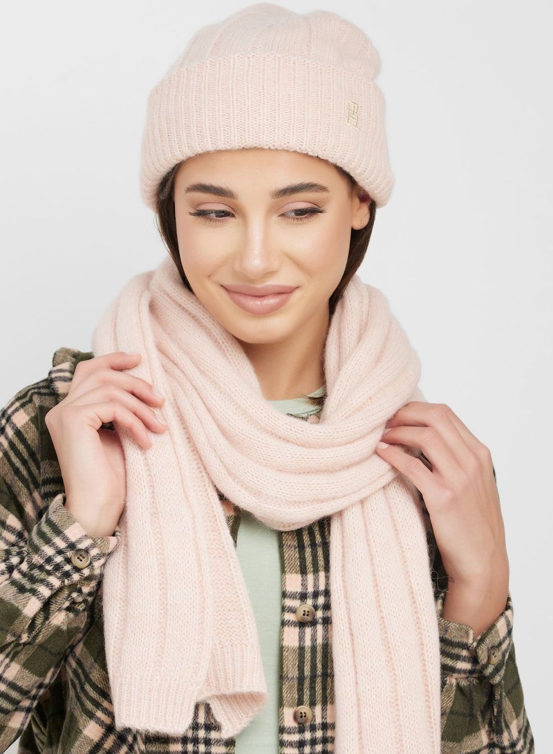 Logo Beanie & Scarves Set