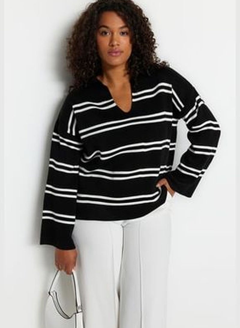 Black Striped Knitwear Sweater TBBAW24AN00013