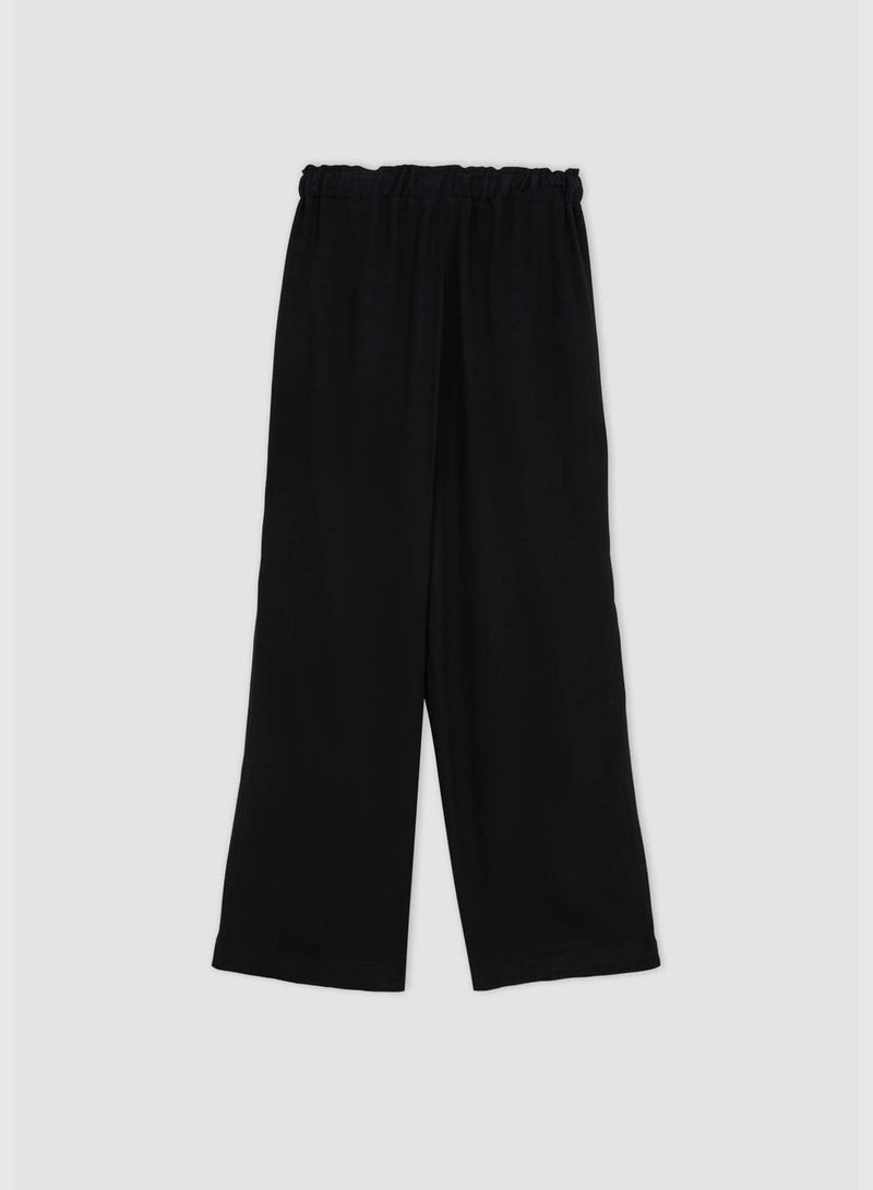 Woman Wide Leg Woven Trousers