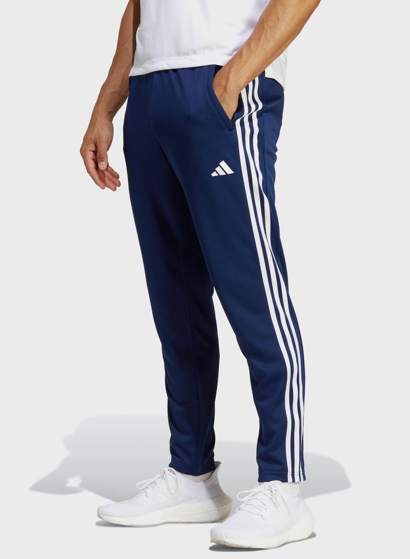 3 Stripes Train Essential Sweatpants