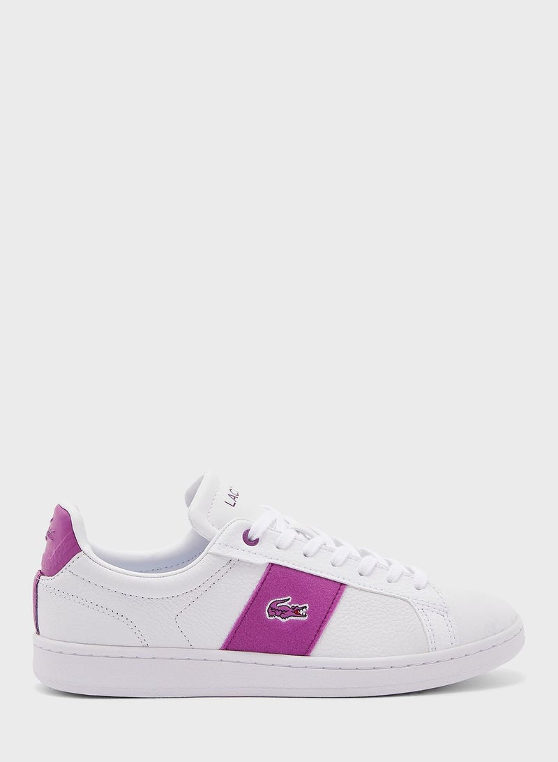 Carnaby Pro 123 1 Low Top Sneakers