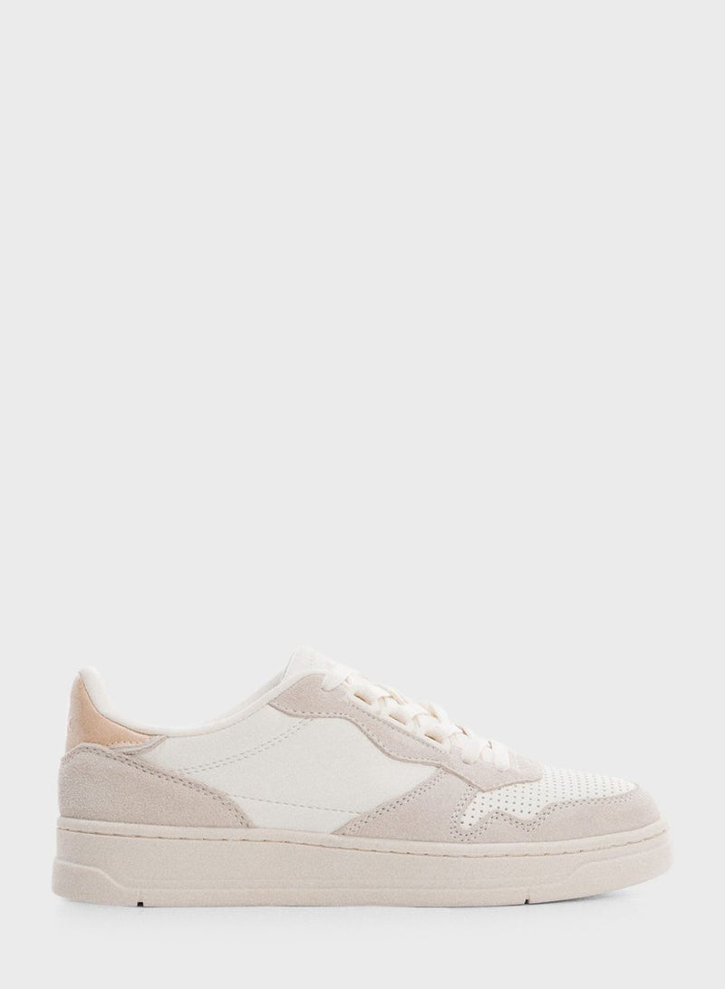 Match Low-Top Sneakers