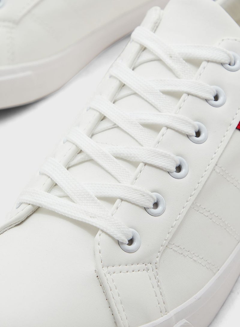 Casual Sneakers